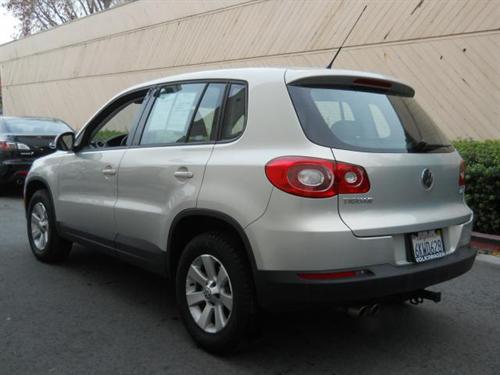 Volkswagen Tiguan 2010 photo 4