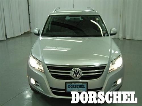 Volkswagen Tiguan 2010 photo 1