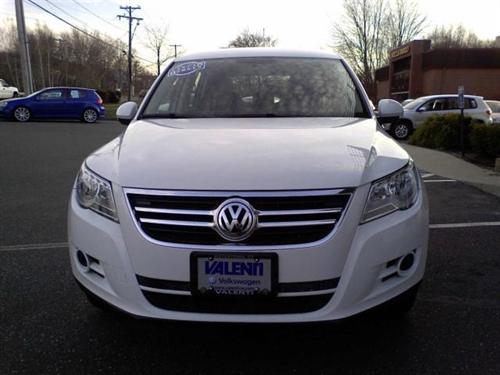 Volkswagen Tiguan 2011 photo 1