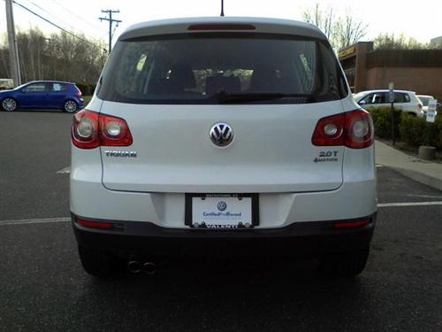 Volkswagen Tiguan 2011 photo 4