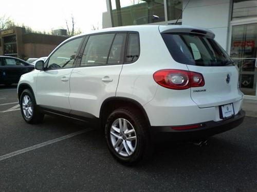 Volkswagen Tiguan 2011 photo 5