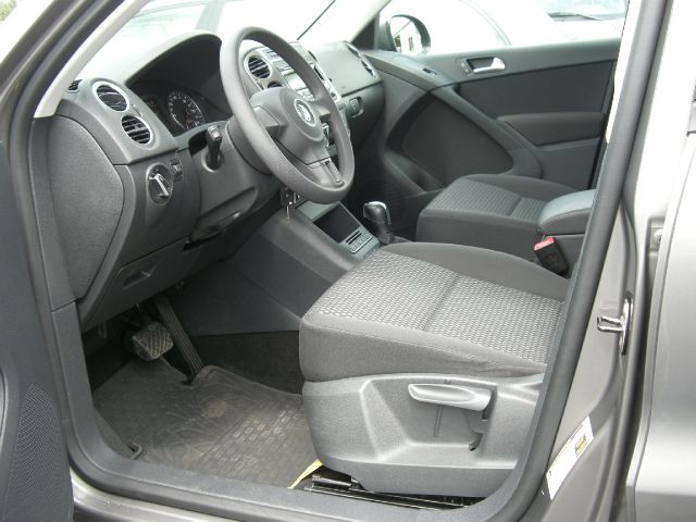 Volkswagen Tiguan 2011 photo 3