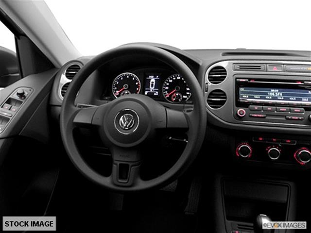 Volkswagen Tiguan 2012 photo 1