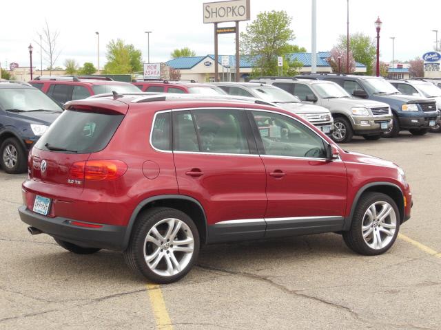 Volkswagen Tiguan 2012 photo 3