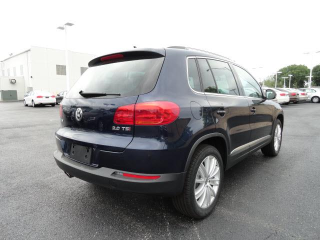 Volkswagen Tiguan 2013 photo 3