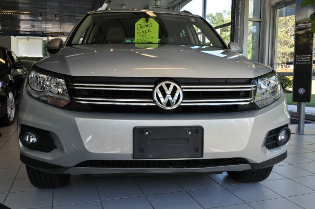 Volkswagen Tiguan 2013 photo 1