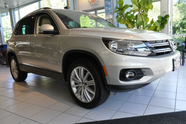 Volkswagen Tiguan 2013 photo 4