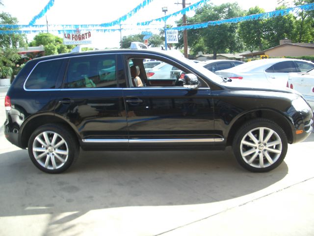 Volkswagen Touareg 2004 photo 3