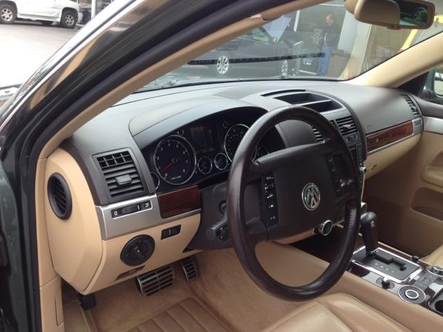 Volkswagen Touareg 2004 photo 14