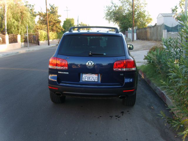 Volkswagen Touareg 2004 photo 2