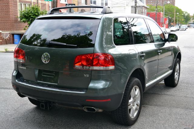 Volkswagen Touareg 2004 photo 17