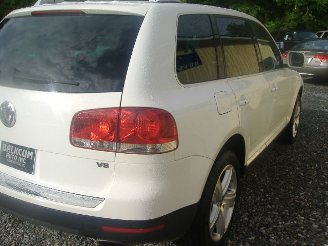 Volkswagen Touareg 2004 photo 13