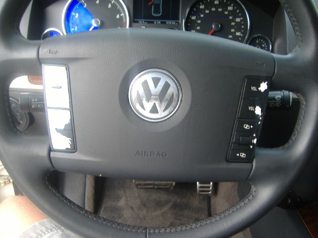 Volkswagen Touareg 2004 photo 5