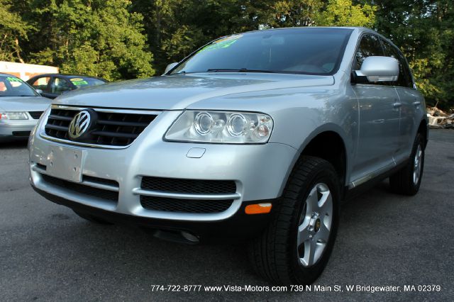 Volkswagen Touareg 2004 photo 1