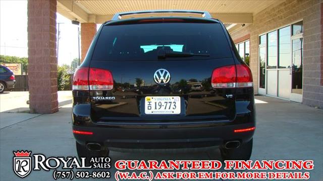 Volkswagen Touareg 2004 photo 3