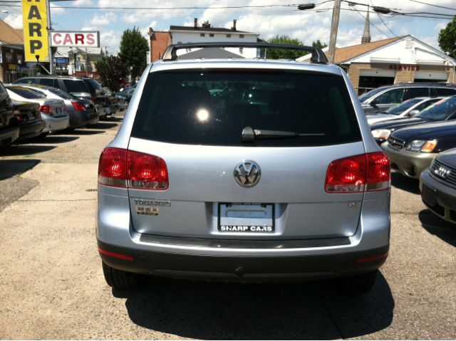 Volkswagen Touareg 2004 photo 3