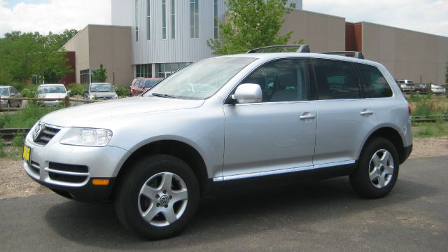 Volkswagen Touareg 2004 photo 2