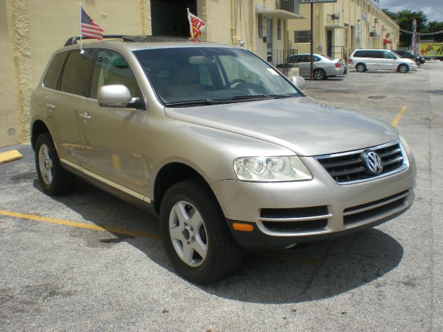 Volkswagen Touareg 2004 photo 23