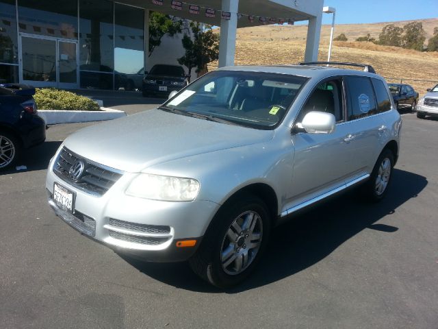 Volkswagen Touareg 2004 photo 3