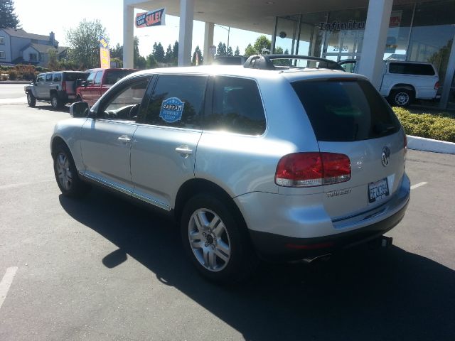 Volkswagen Touareg 2004 photo 4