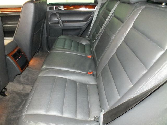 Volkswagen Touareg 2004 photo 5