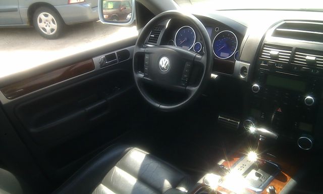 Volkswagen Touareg 2004 photo 14