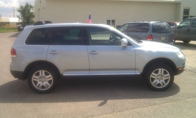 Volkswagen Touareg 2004 photo 17