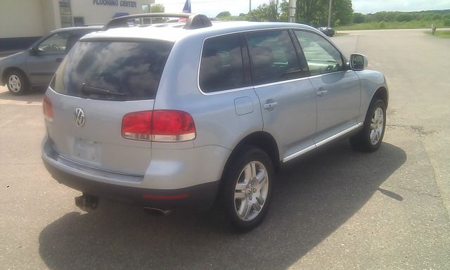 Volkswagen Touareg 2004 photo 20