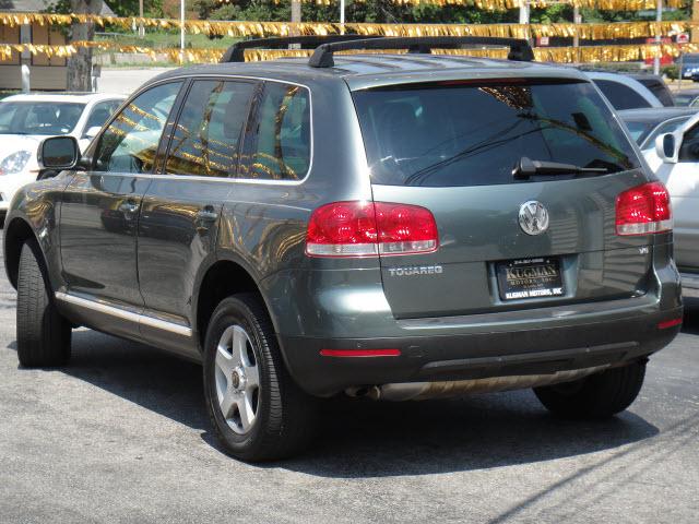 Volkswagen Touareg 2004 photo 2