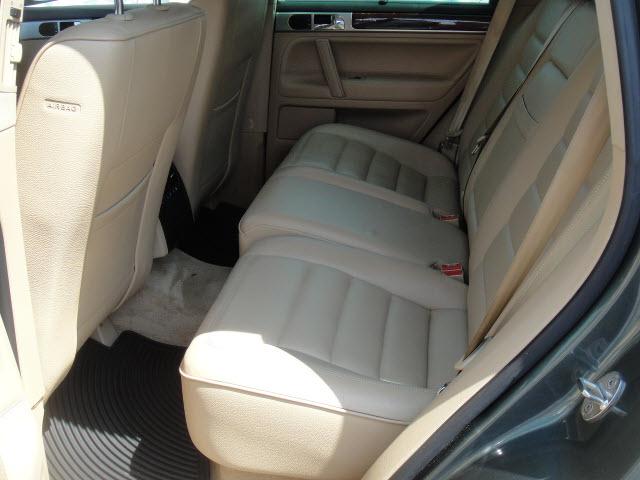 Volkswagen Touareg 2004 photo 4