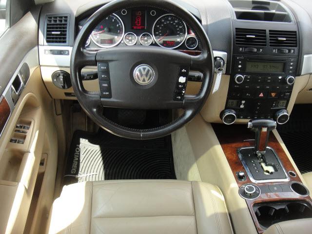 Volkswagen Touareg 2004 photo 5