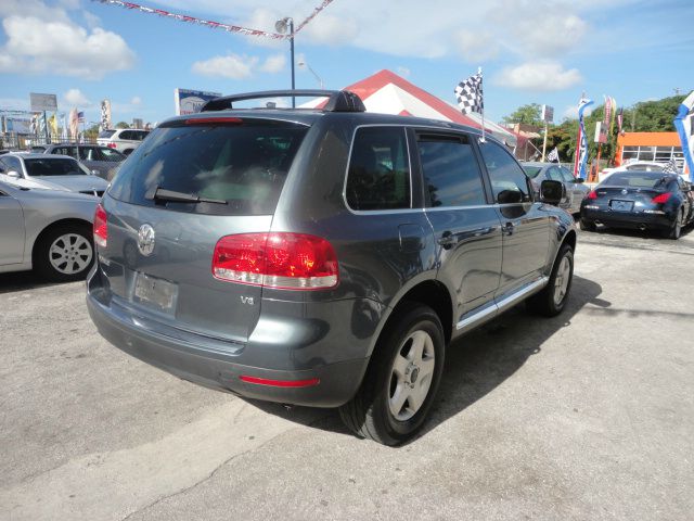 Volkswagen Touareg 2005 photo 4