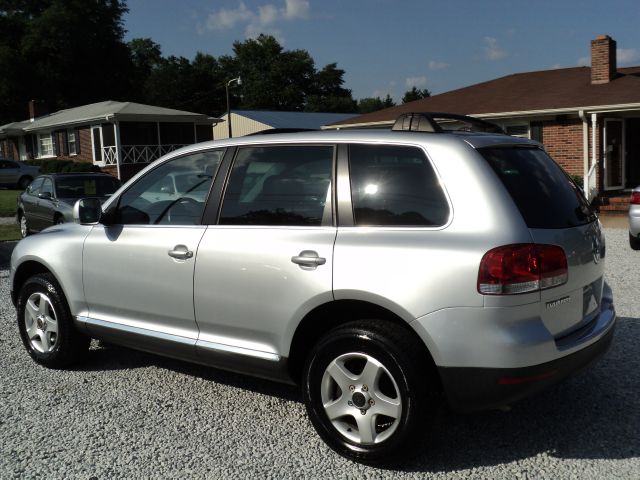 Volkswagen Touareg 2005 photo 4