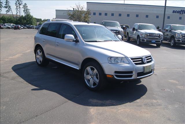 Volkswagen Touareg 2005 photo 1