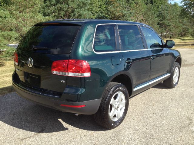 Volkswagen Touareg 2005 photo 1