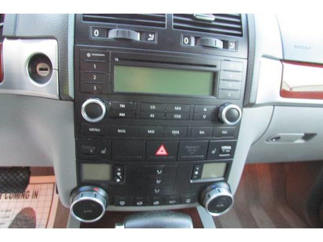 Volkswagen Touareg 2005 photo 25