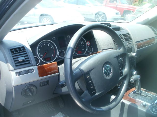 Volkswagen Touareg 2006 photo 5