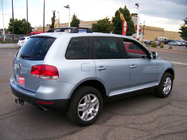 Volkswagen Touareg 2006 photo 2