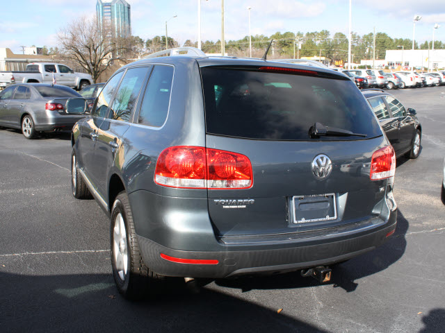 Volkswagen Touareg 2007 photo 2