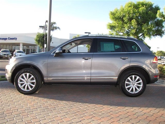 Volkswagen Touareg 2011 photo 3