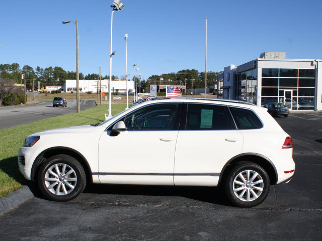 Volkswagen Touareg 2012 photo 5