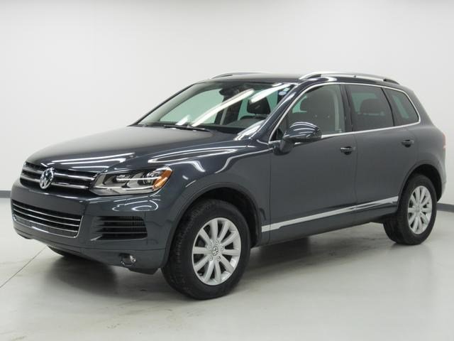 Volkswagen Touareg 2012 photo 4