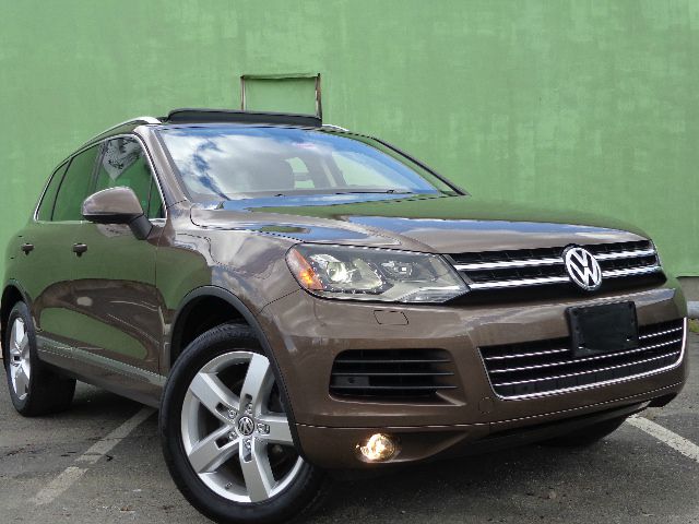 Volkswagen Touareg 2012 photo 4