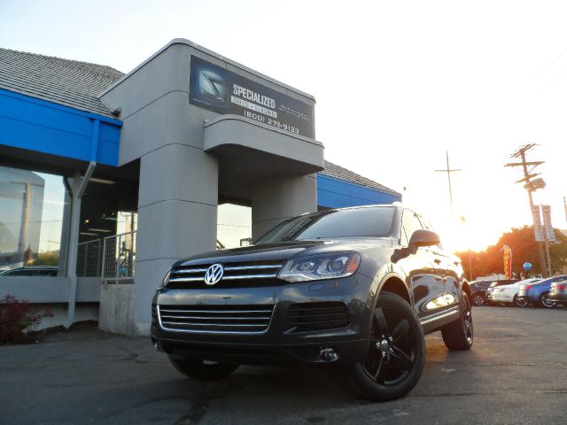 Volkswagen Touareg 2013 photo 2