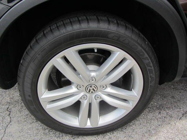 Volkswagen Touareg 2013 photo 12