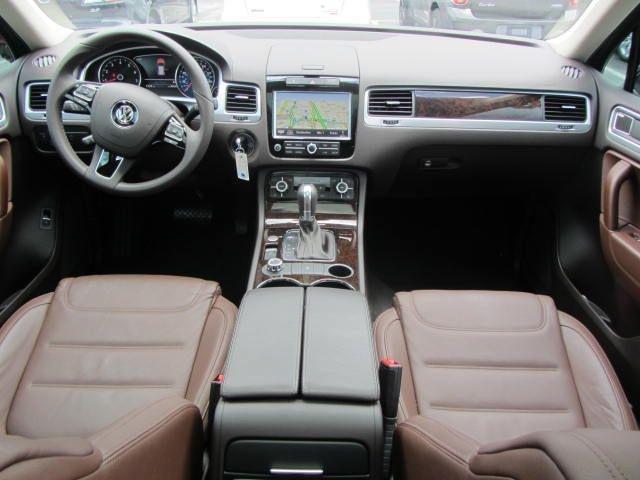 Volkswagen Touareg 2013 photo 3