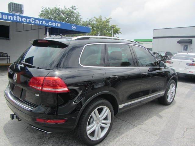 Volkswagen Touareg 2013 photo 32