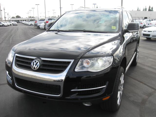 Volkswagen Touareg 2 2008 photo 2