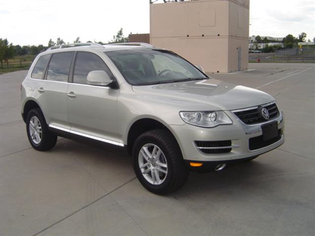 Volkswagen Touareg 2 2 Dr SC2 Coupe Sport Utility