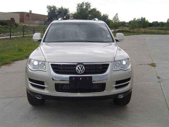 Volkswagen Touareg 2 2008 photo 1